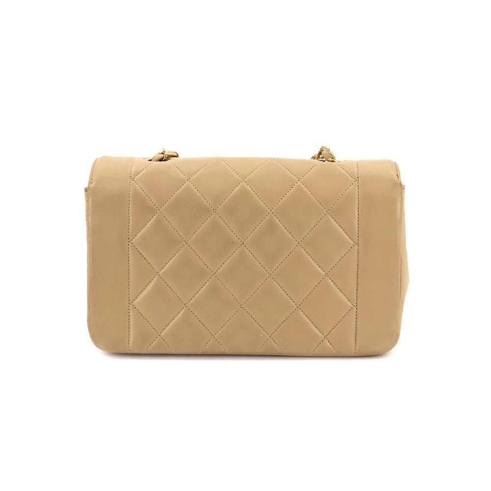 Chanel Diana 22 Matelasse Chain Shoulder Leather Beige Gold - Picture 3 of 9
